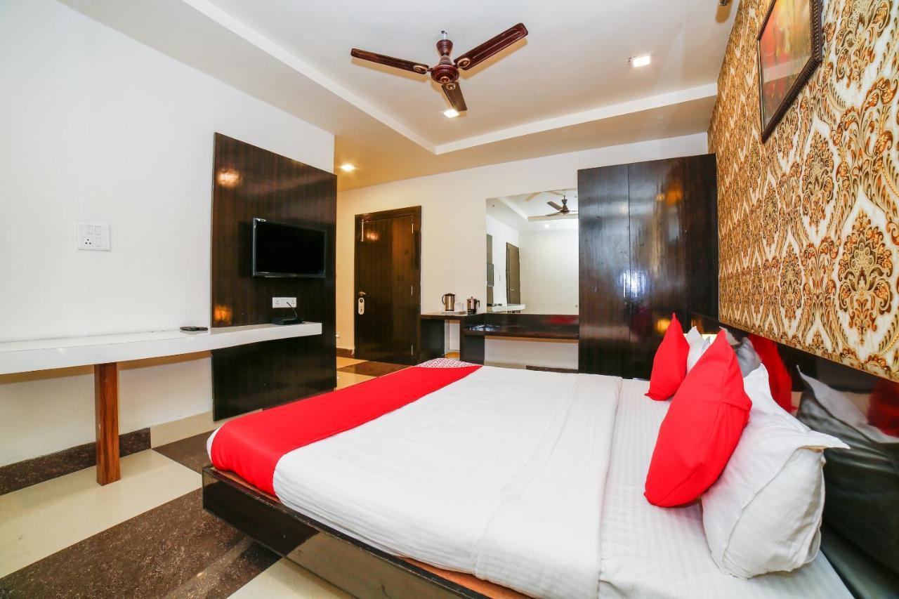Jhānsi Oyo 35769 Hotel Rishabh מראה חיצוני תמונה