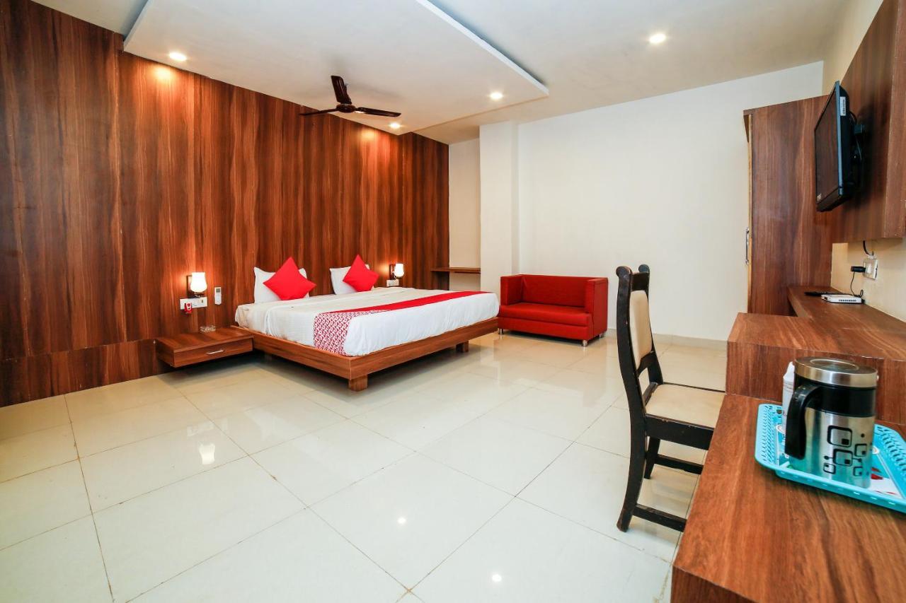 Jhānsi Oyo 35769 Hotel Rishabh מראה חיצוני תמונה