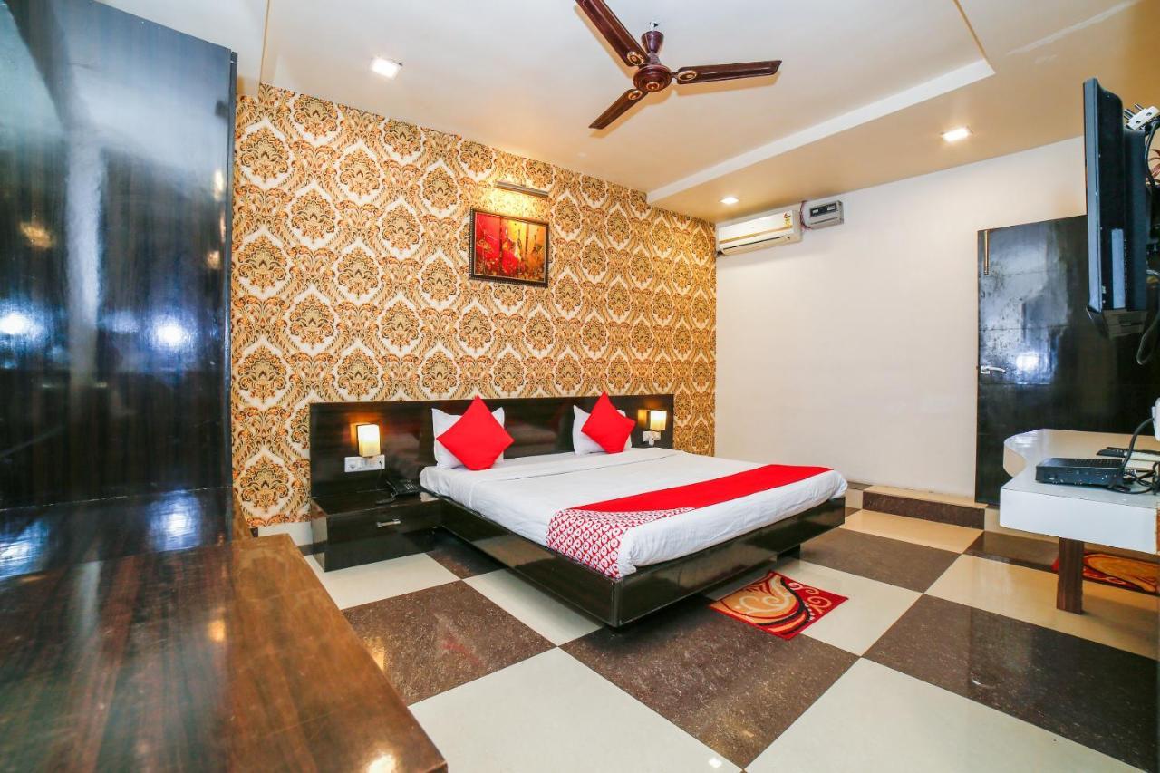 Jhānsi Oyo 35769 Hotel Rishabh מראה חיצוני תמונה