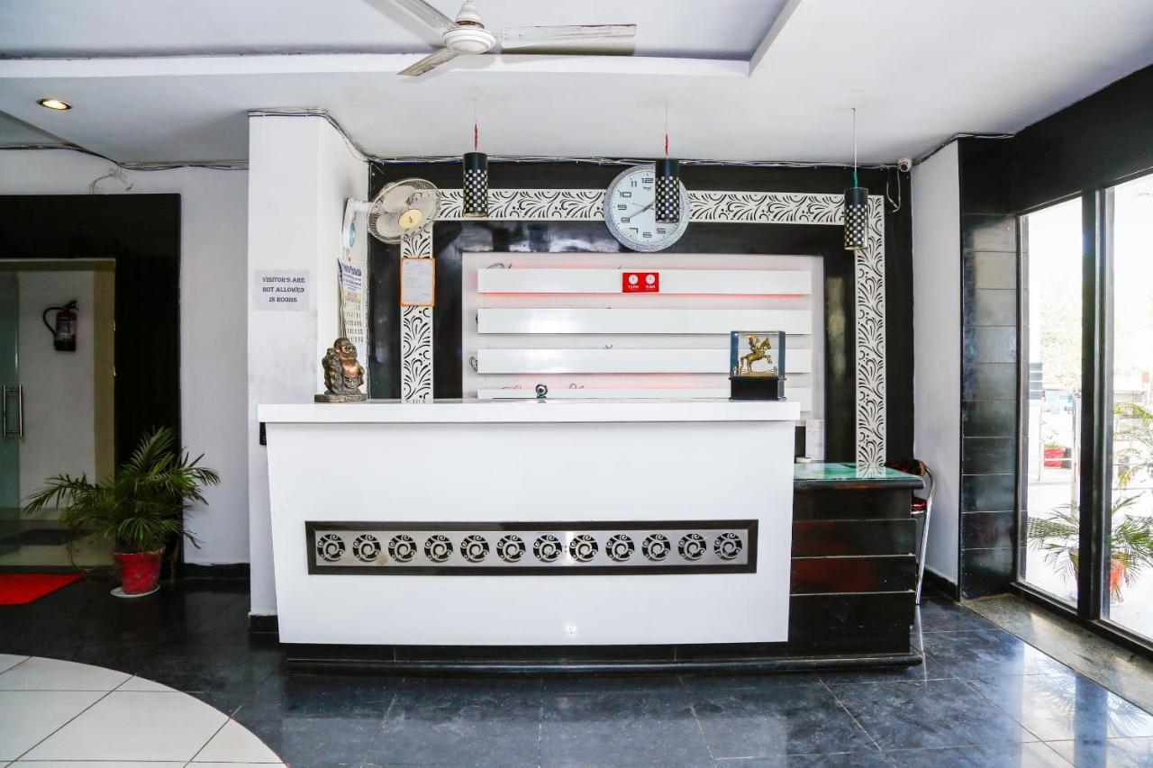 Jhānsi Oyo 35769 Hotel Rishabh מראה חיצוני תמונה